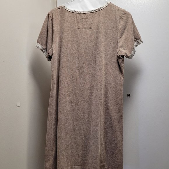 GENTLY USED, VINTAGE LOOK, DENVER HAYES TEE SHIRT DRESS, MEDIUM!!! - Picture 3 of 4